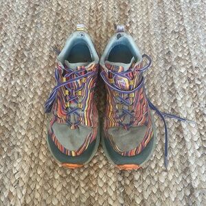 La Sportiva x Janji Womens Trail Runners Size 8.5